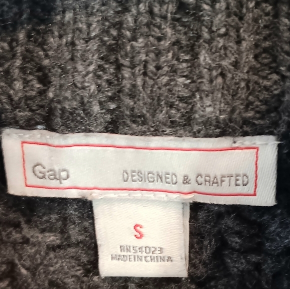 Name brand clothing for the whole family! - Picture 5 of 15